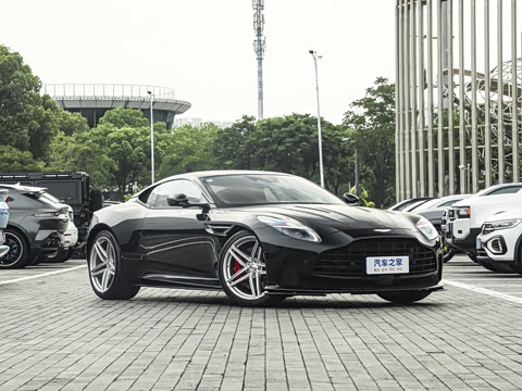 2025�� 4.0T V8 Coupe