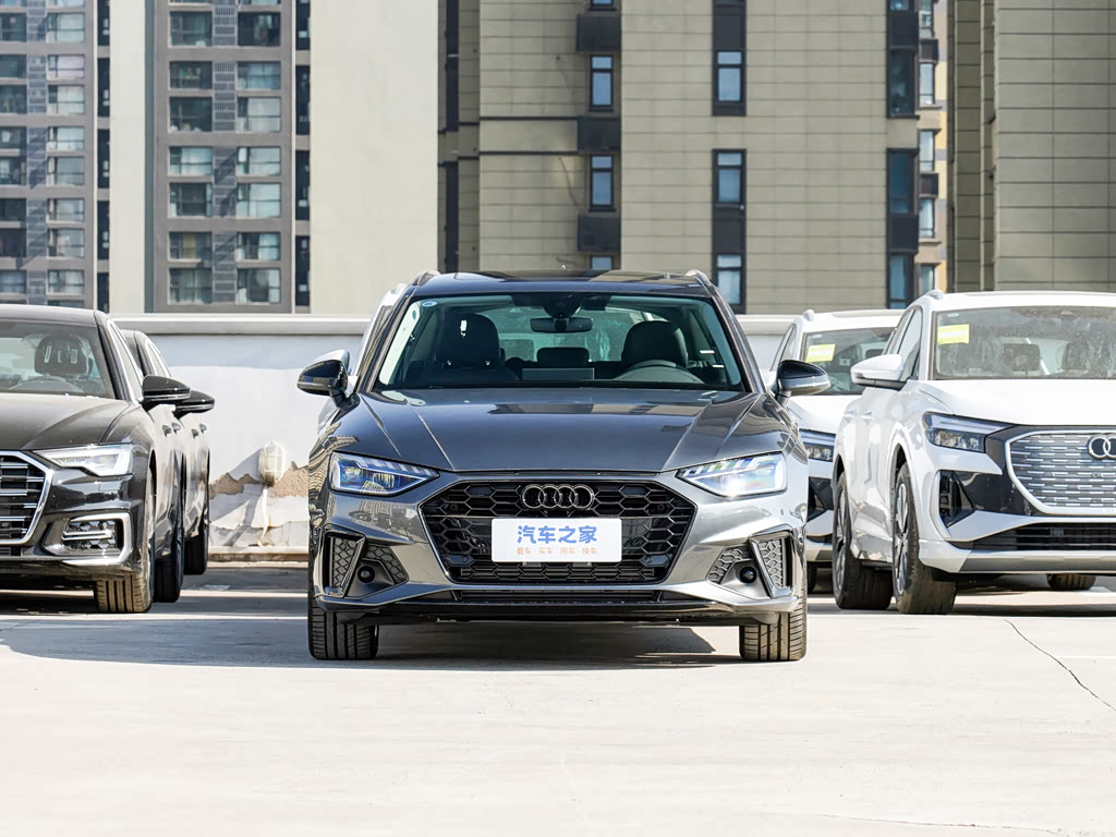 Audi A4 I (B5), Универсал 5 дв.: фото поколения