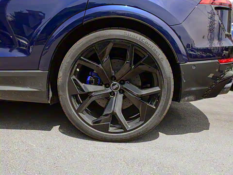 2021�� RS Q8 4.0T ������