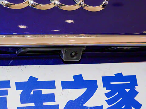 2021�� 40 TFSI ����������