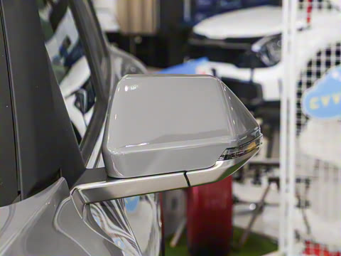 2025�� 530 Light