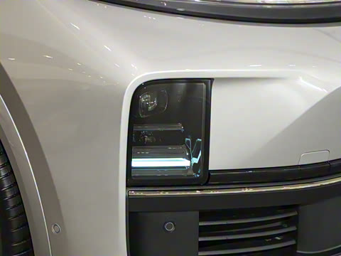 2025�� Ultra ���ܻ��°�