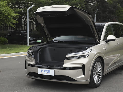 2025�� Ultra ������