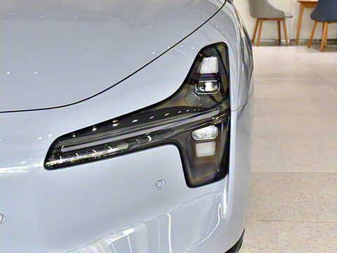 2025�� 600 �������� Max