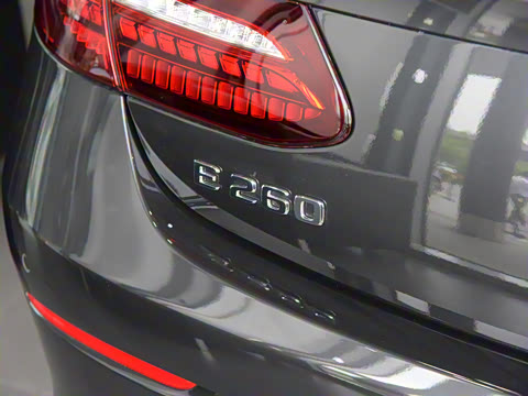 2021�� E 260 ���ܳ�