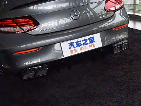 2021�� AMG C 63 ���ܳ�