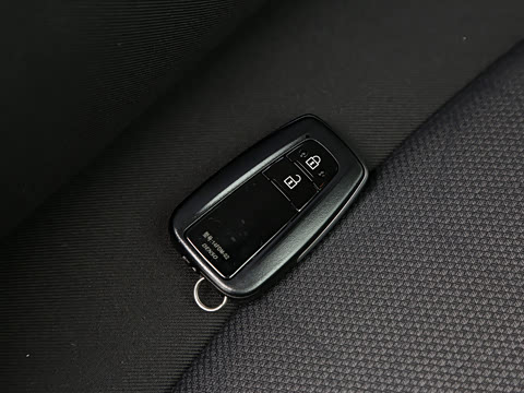 2021�� 2.0L CVT�������а�