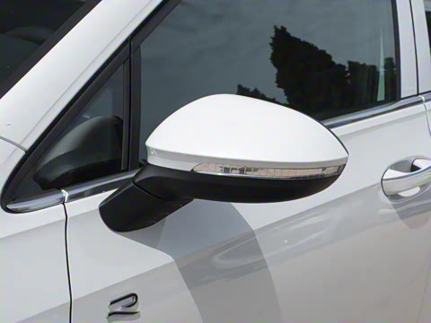 2025�� �Ŀ�� 300TSI R-Line