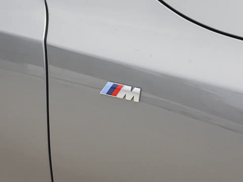 2025�� 530Li xDrive M�˶���װ