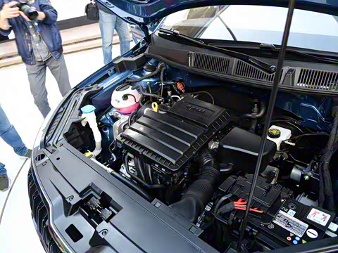 2018�� 1.5L �Զ����ʰ� ��V