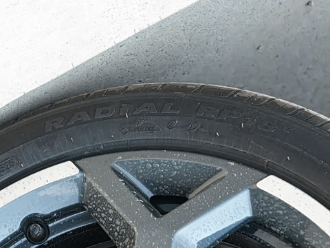 2025�� �Ǽݰ� 405km ���ڰ�