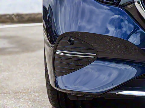 2025�� �Ŀ� E 300 L ʱ����