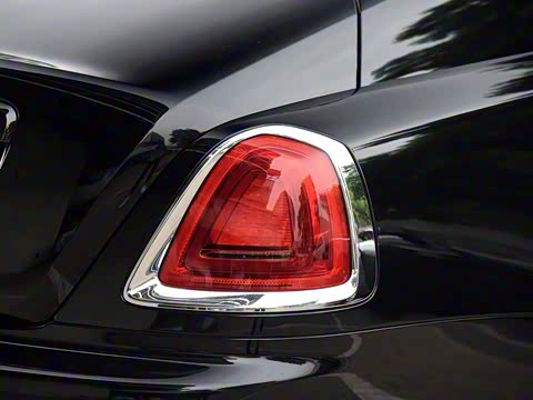 2017�� 6.6T Black Badge Edition