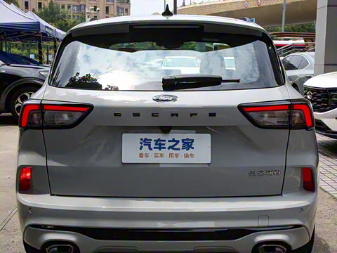 2024�� EcoBoost 245 ����������ST-Line Pro