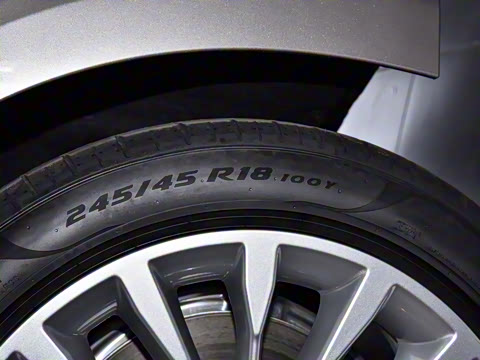 2021�� �Ŀ� 535Le ������װ