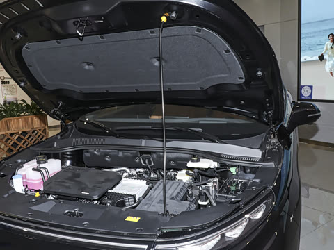 2025�� 210km ������