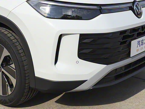 2025�� ̽��L 300TSI ������Ӣ