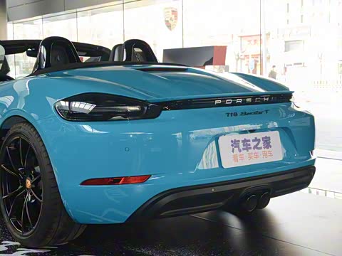 2019�� Boxster T 2.0T