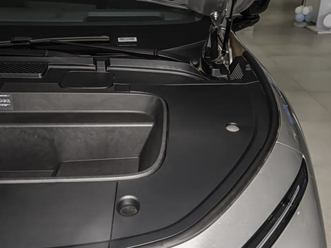 2025�� 702 �������� Max