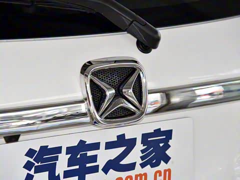 2017�� 2.0T �ֶ��������ͺ����촰��5��