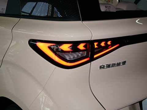 2025�� 305km ������