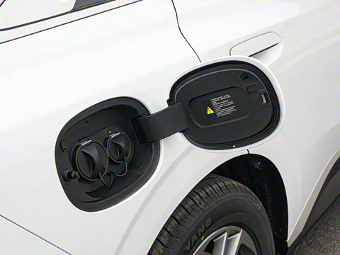 2025�� EV 545KM������