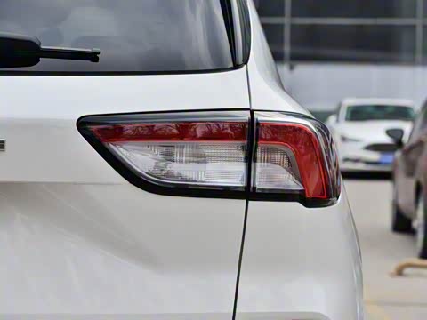 2020�� EcoBoost 245 ����������