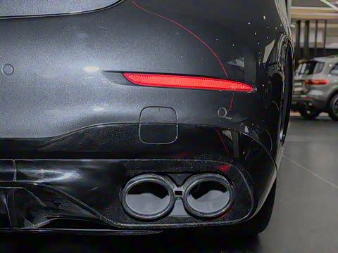 2025�� AMG C 43 4MATIC