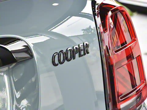 2022�� 1.5T COOPER ALL4 ���ͼ�
