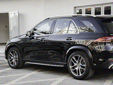 2023�� AMG GLE 53 4MATIC+