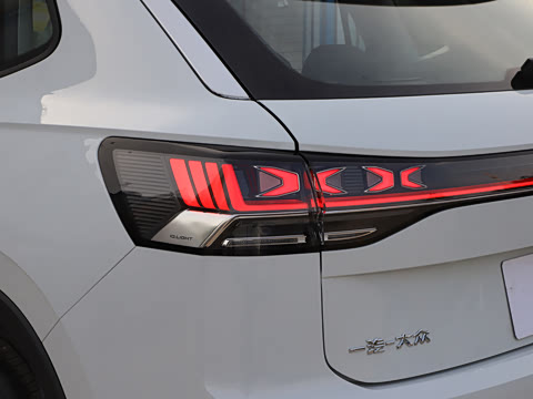 2025�� �Ŀ� ������ 330TSI