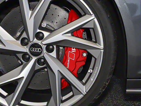 2022�� V10 Coupe performance