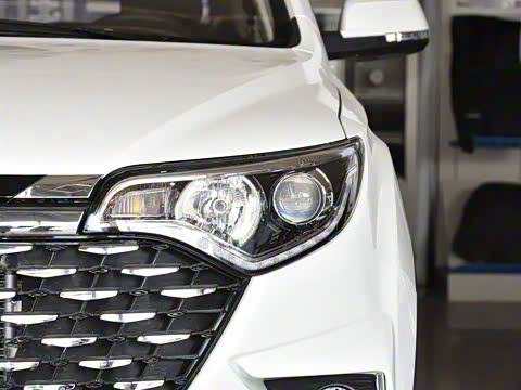 2018�� R7C 1.6L �Զ�������