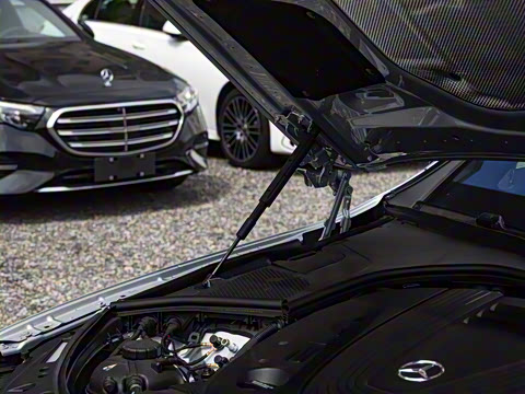 2025�� �Ŀ� S 680 4MATIC