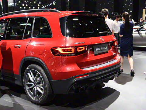 2021�� AMG GLB 35 4MATIC