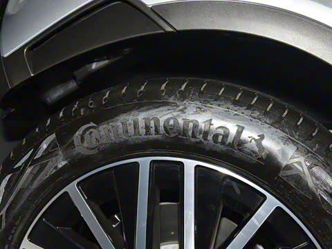 2023�� GLC 260 4MATIC ����SUV