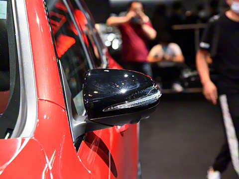 2021�� AMG GLB 35 4MATIC