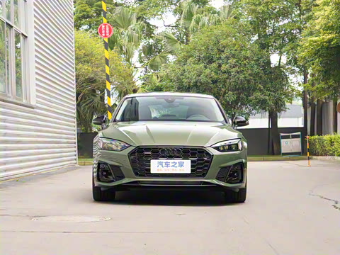 2025�� Sportback ��ذ� 40 TFSI quattro ����������