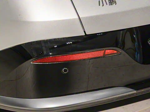 2025�� 702 �������� Max