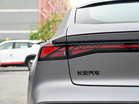 2023�� 2.0T ���ٰ�