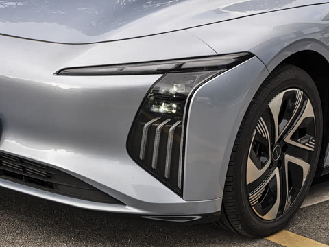 2025�� 235���� ������