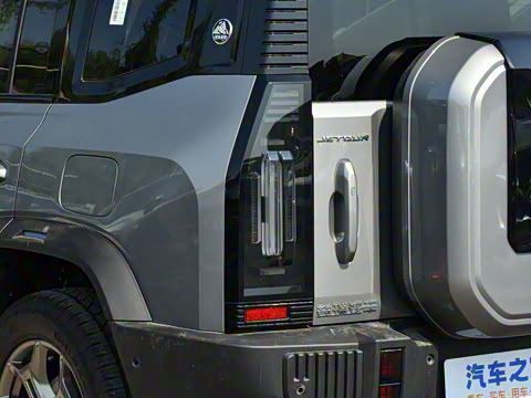 2025�� 2.0TD XWD �Զ�����+