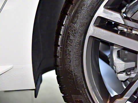 2020�� 40 TFSI ����������