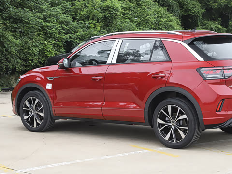 2025�� �Ŀ�� 300TSI DSG���������