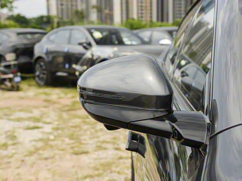 2025�� �Ŀ� Max���̰�