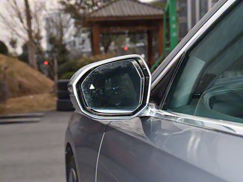 2023�� 740Li ������ ������װ