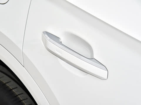 2021�� 40 TFSI ����������