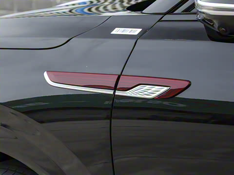 2025�� 117km ��ΪPLUS��