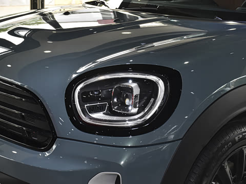 2022�� 1.5T COOPER ALL4 ���ͼ�