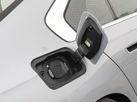 2023�� xDrive60L M�˶���װ